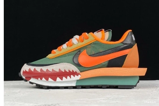 sacai BV0073-081 LD Shark Nike Big Waffle 0828